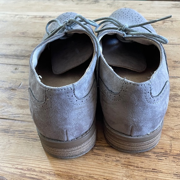 Grey suede wing tip Sonoma shoes - Picture 3 of 6